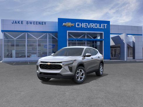 New 2026 Chevrolet Trax LS image 10