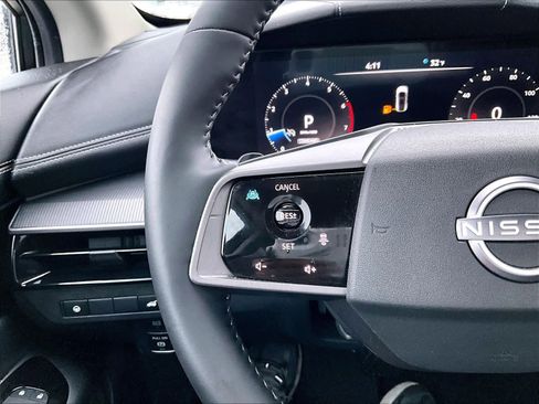 Certified 2025 Nissan Murano SV image 22