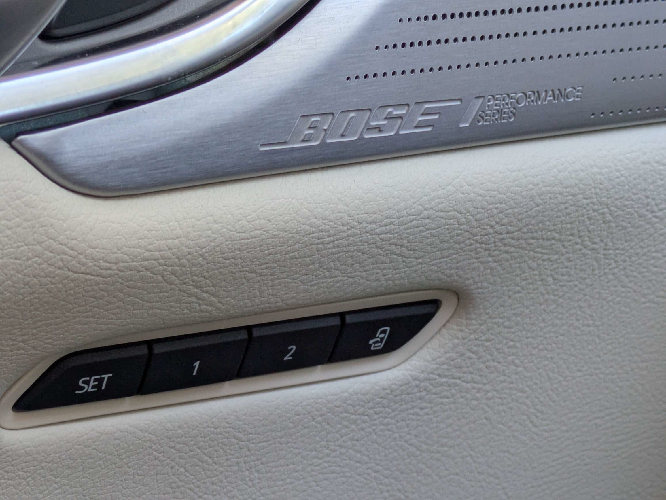 Used 2024 Cadillac XT5 Premium Luxury w/ Technology Package FWD image 21