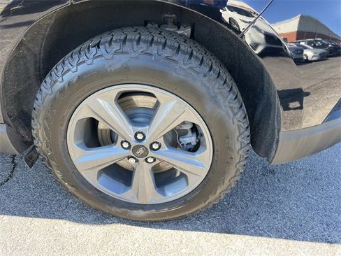 Certified 2024 Ford Edge SEL w/ Sport Appearance Package image 11