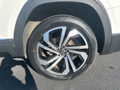 Used 2022 Volkswagen Atlas SEL image 30