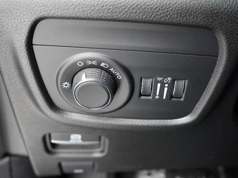 Certified 2024 Jeep Grand Cherokee L Altitude image 27