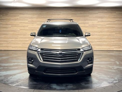 Used 2023 Chevrolet Traverse RS image 5