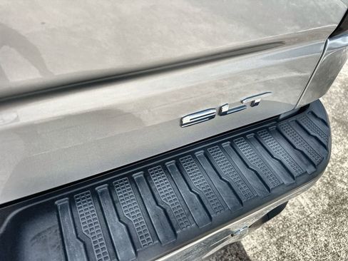 Used 2021 GMC Sierra 1500 SLT RWD image 14