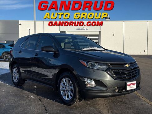 Used 2018 Chevrolet Equinox LT image 1