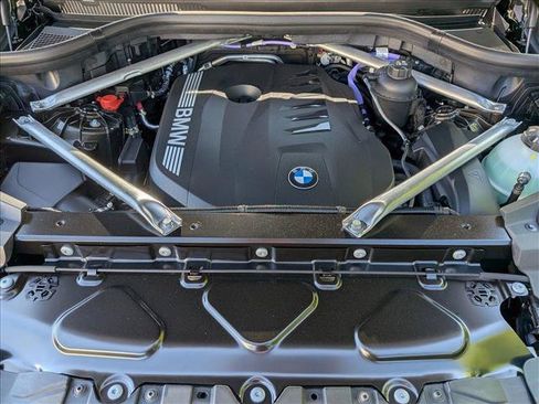 New 2026 BMW X5 xDrive40i w/ Premium Package AWD/4WD image 18
