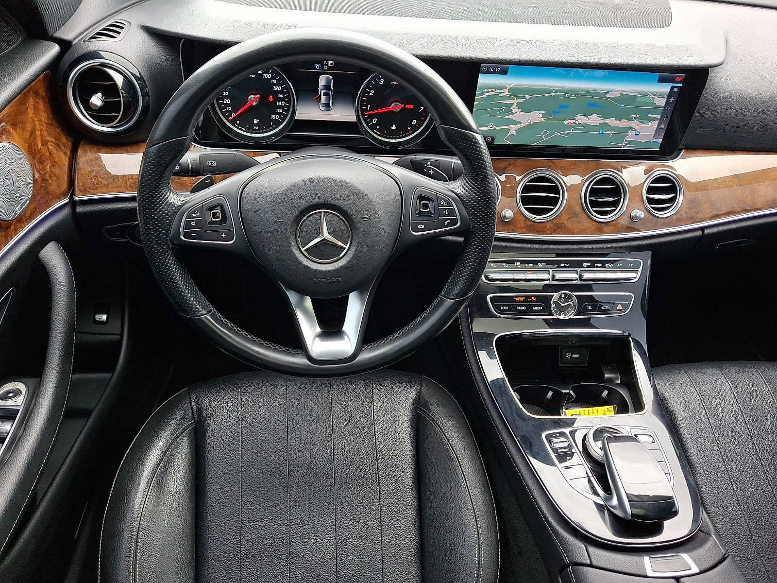Used 2017 Mercedes-Benz E 300 4MATIC image 11
