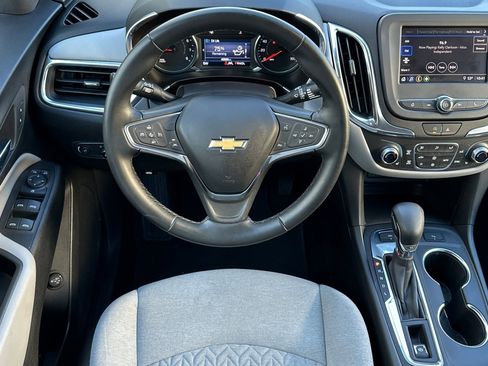 Used 2023 Chevrolet Equinox LT w/ Driver Convenience Package image 13