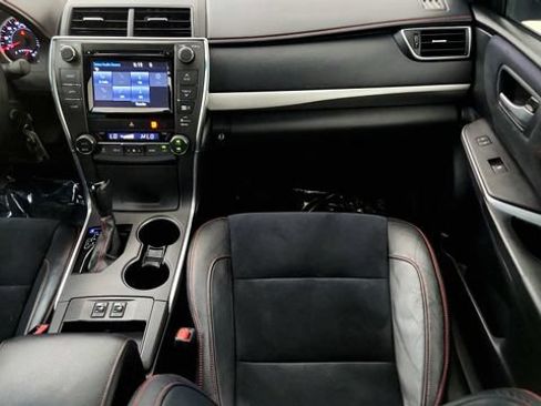 Used 2015 Toyota Camry XSE FWD image 53