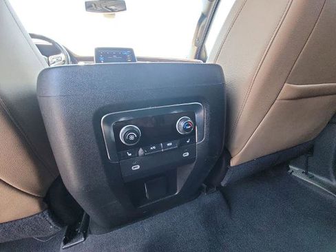 Used 2021 Chevrolet Tahoe Premier AWD/4WD image 20