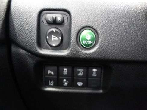 Used 2022 Honda Ridgeline Black Edition image 32