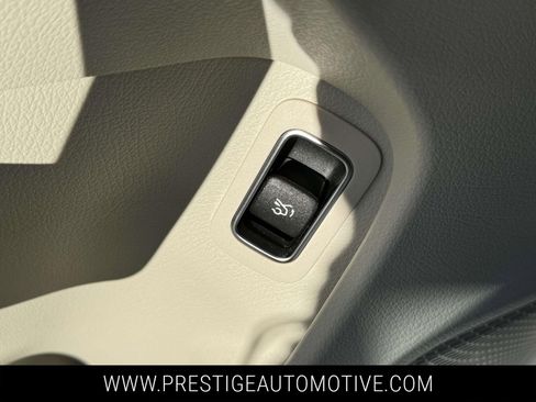 Used 2025 Mercedes-Benz CLA 250 4MATIC image 20