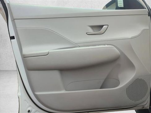 Used 2025 Hyundai Kona SEL AWD/4WD image 10