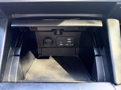 Used 2019 Subaru Outback 3.6R Limited w/ Popular Package #2 image 30