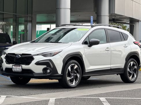 Certified 2025 Subaru Crosstrek 2.5i Limited w/ Crosstrek Mirror Package image 10