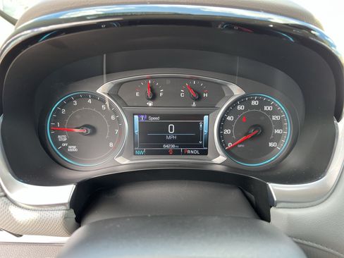 Used 2019 Chevrolet Traverse Premier w/ Driver Confidence II Package FWD image 14
