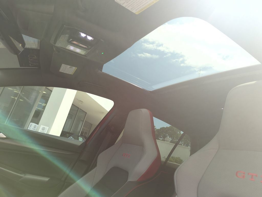 Certified 2026 Volkswagen GTI SE FWD image 28