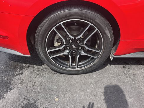 Used 2020 Ford Mustang Premium RWD image 11