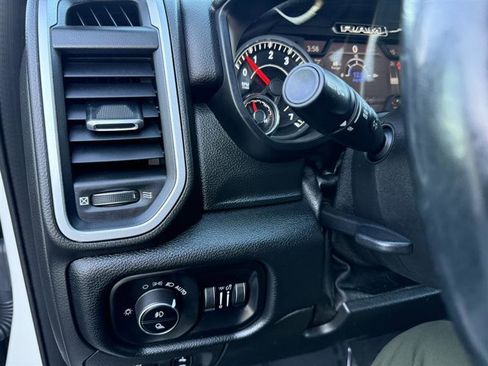 Used 2019 RAM 1500 Big Horn image 37