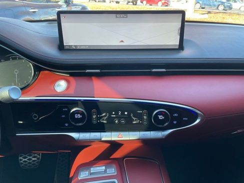 Used 2024 Genesis GV70 3.5T Sport w/ Sport Advanced Package image 7