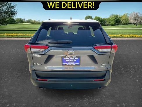 Used 2025 Toyota RAV4 XLE AWD/4WD image 6