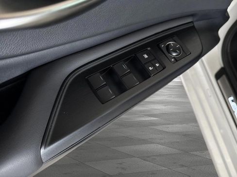 Used 2019 Lexus ES 350 image 8