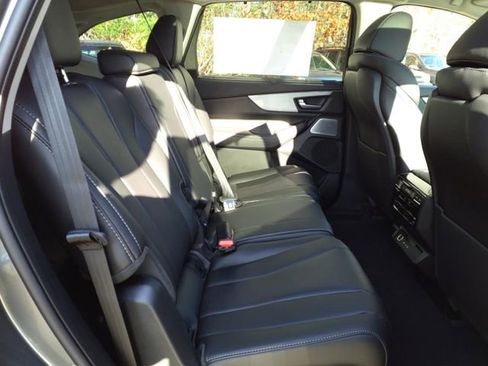 Used 2025 Acura MDX w/ Technology Package image 7