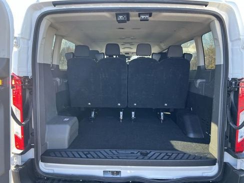 Used 2023 Ford Transit 350 XLT image 25