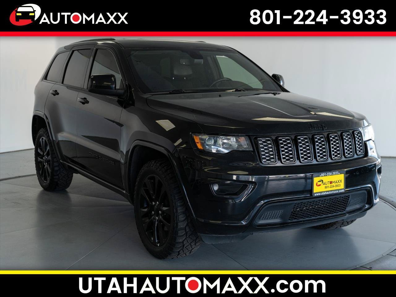 Used 2020 Jeep Grand Cherokee Altitude AWD/4WD image 1