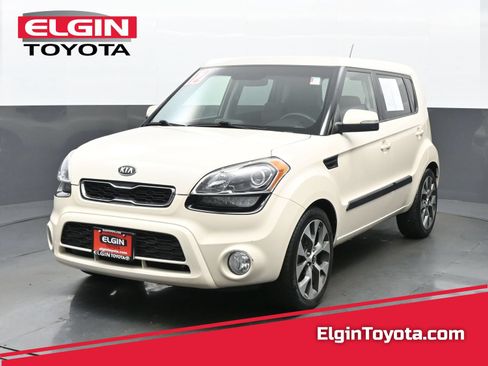 Used 2012 Kia Soul ! FWD image 1