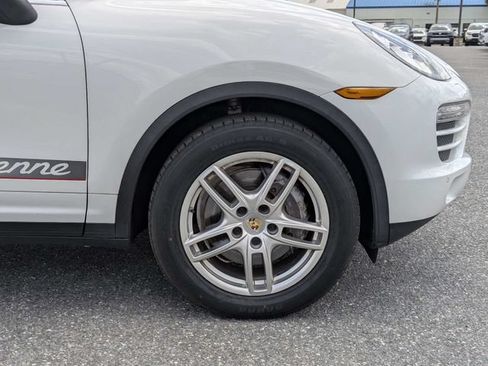 Used 2014 Porsche Cayenne AWD/4WD image 11