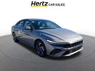 Used 2025 Hyundai Elantra SEL video 1