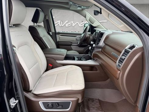 Used 2025 RAM 1500 Laramie w/ Laramie Southwest Edition image 24