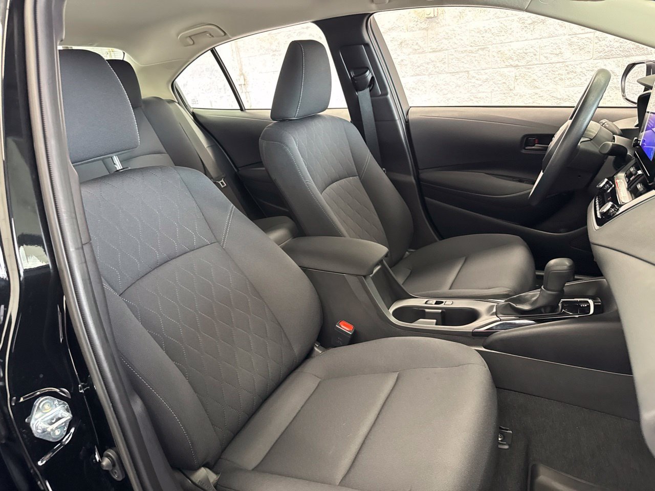Used 2026 Toyota Corolla LE FWD image 47