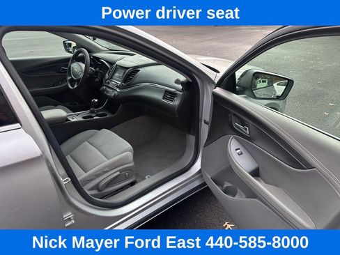 Used 2015 Chevrolet Impala LS w/ LS Convenience Package image 20