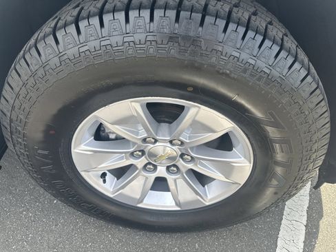 Used 2019 Chevrolet Silverado 1500 LT w/ All-Star Edition AWD/4WD image 33