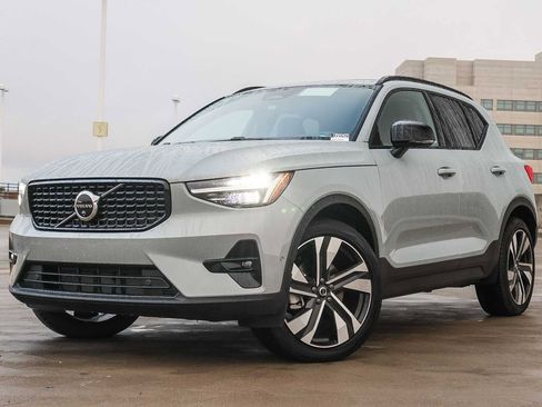 New 2025 Volvo XC40 B5 Plus w/ Protection Package Premier image 1