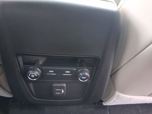 Certified 2023 Buick Enclave Essence w/ Sport Touring Edition image 21