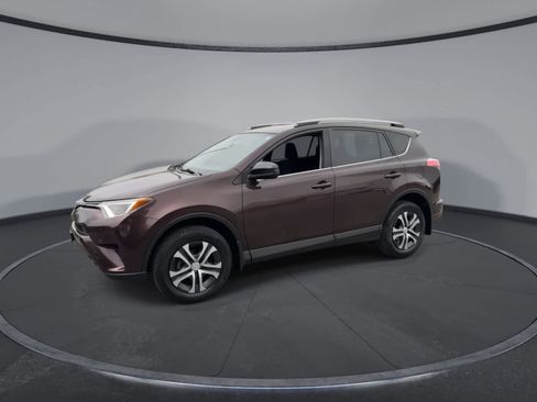 Used 2017 Toyota RAV4 LE w/ All Weather Liner Package AWD/4WD image 4