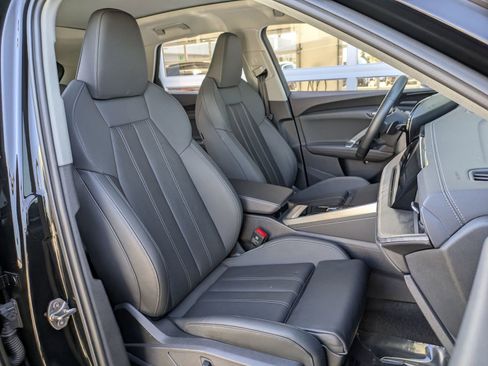 Used 2025 Audi Q5 Premium Plus w/ Premium Plus image 28