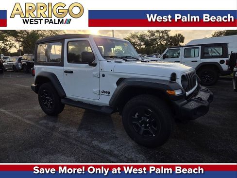 Used 2025 Jeep Wrangler Sport image 1