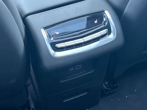 Certified 2024 Cadillac XT6 Sport w/ Platinum Package image 42