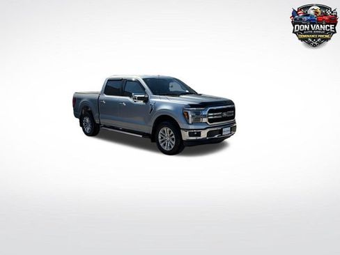 Used 2025 Ford F150 Lariat w/ Equipment Group 501A Mid AWD/4WD image 8