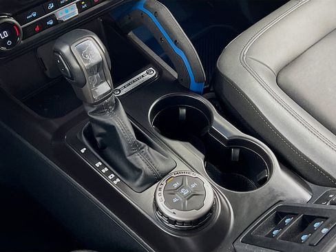 Certified 2024 Ford Bronco Black Diamond image 23