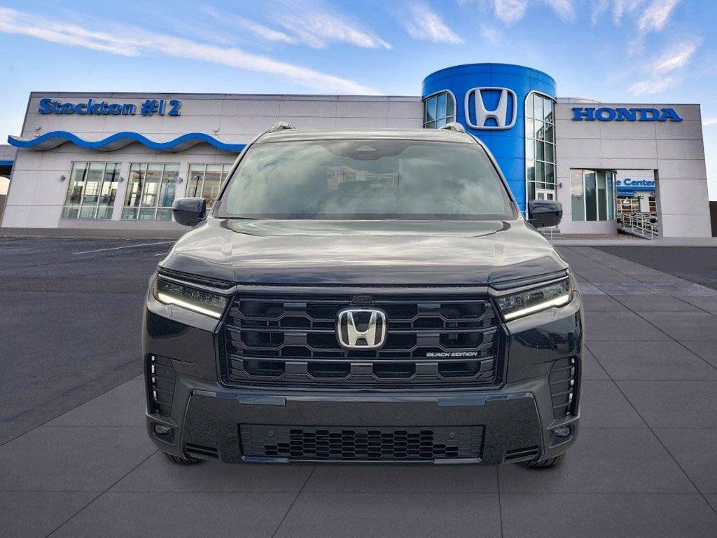New 2026 Honda Pilot Black Edition image 8