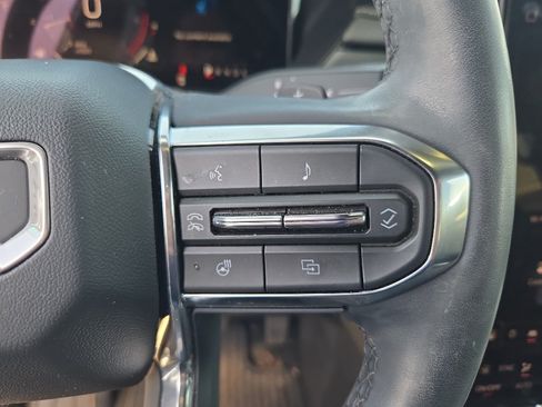 Used 2024 GMC Acadia Elevation w/ Black Edition FWD image 17