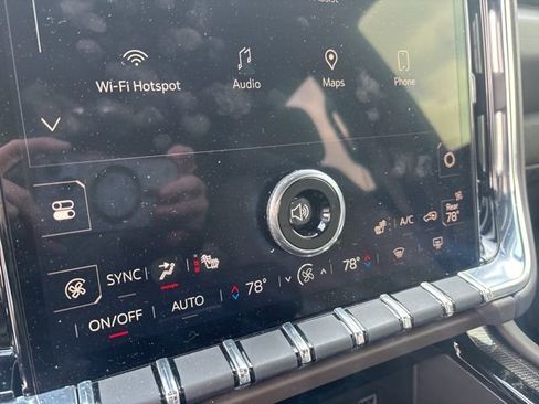 Used 2025 GMC Yukon Elevation w/ LPO, Floor Liner Package image 15