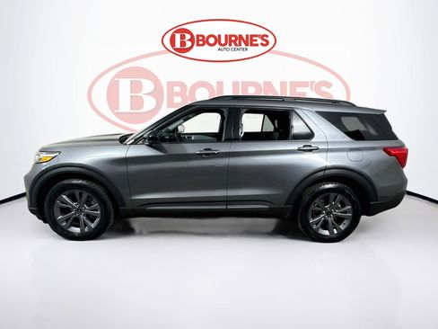 Used 2022 Ford Explorer XLT w/ Equipment Group 202A AWD/4WD image 7