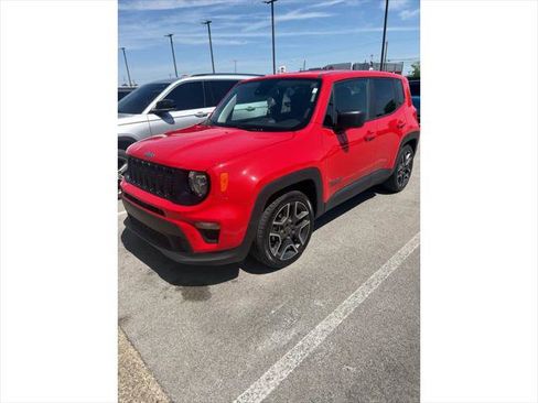 Certified 2021 Jeep Renegade Sport FWD image 2