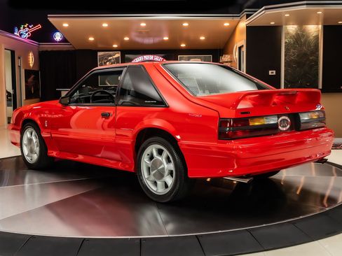 Used 1993 Ford Mustang Cobra RWD image 16
